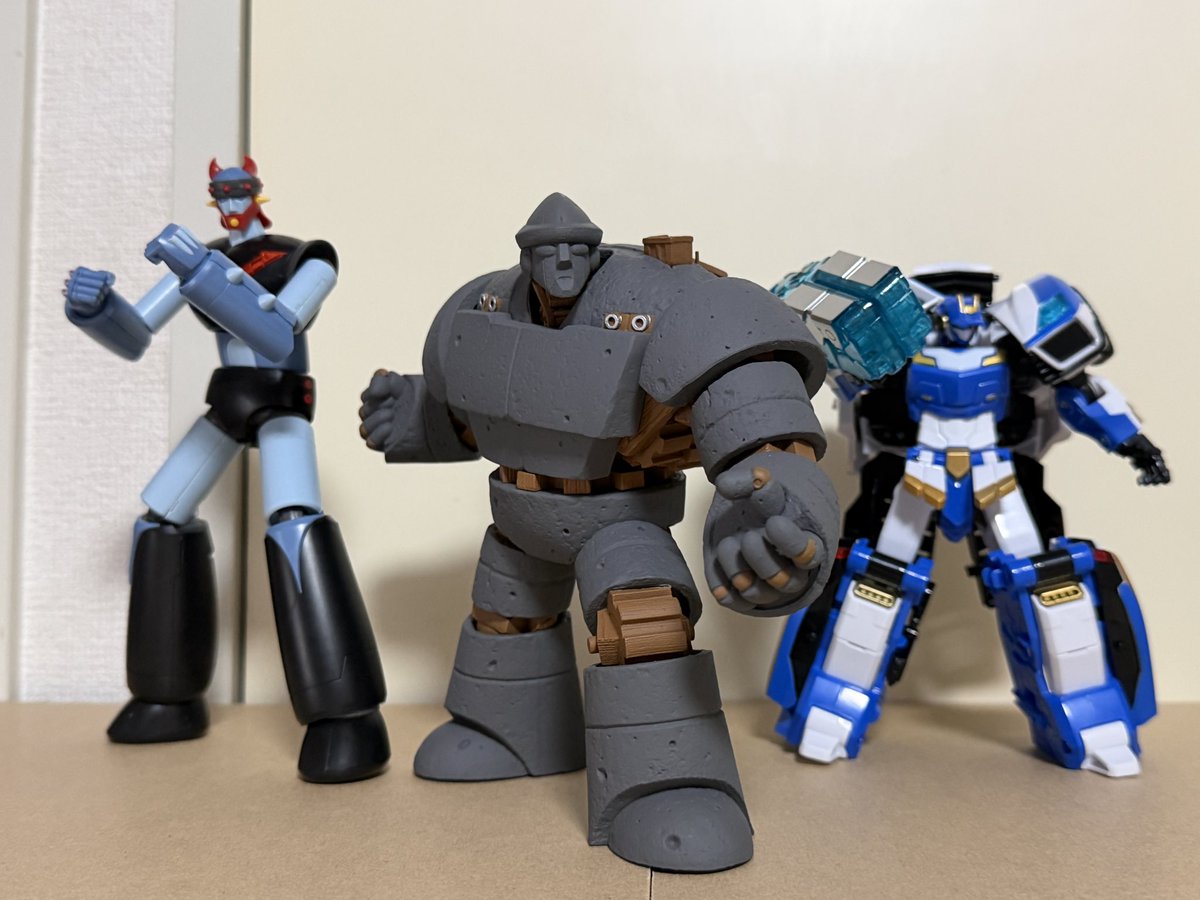 cosmoG2013's tweet photo. テコンV立像の件で、韓国のXユーザーの間で「我が国には他にたくさんロボットアニメ化IPがあるのに何故盗作のテコンVなのか」という議論が巻き上がって様々なロボットを挙げられてるのですが…

僕はそこで済州島を舞台にした韓国ロボットアニメ『거신: 바람의 아이(巨神:風の子供)』を挙げますッ https://t.co/RqBrPV0GiU