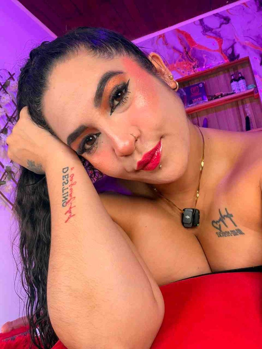 Cam4_IT's tweet photo. Personalità piccanti e curve irresistibili. 🌶️
Entra nel canale latina 👉https://t.co/dBcLphweD2
Non perderti le live più hot per veri amanti del genere! #Cam4 #latinqueen #latinos #curvymodel #webcamsex #porno #camgirl #LiveSex #Cam4IT https://t.co/tlVlabRR7L