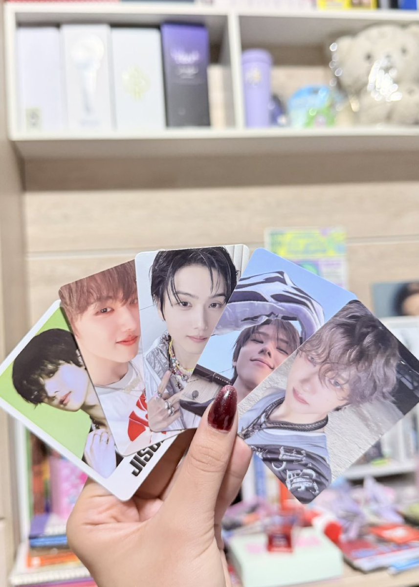 onyourJ_M's tweet photo. จีซอง 5 ใบ 250฿ รวมส่ง
#ตลาดนัดnct #ตลาดนัดnctdream https://t.co/U1nvLQjcrj