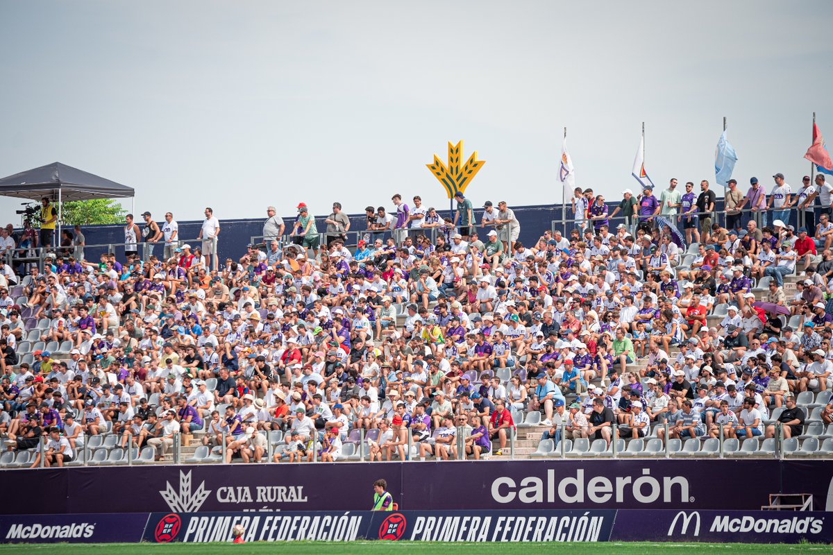 RealJaenCF's tweet photo. Nuestro jugador "número 10" 💜

#RealJaénCF #Jornada2 #1RFEF https://t.co/xYLiiuWKCg