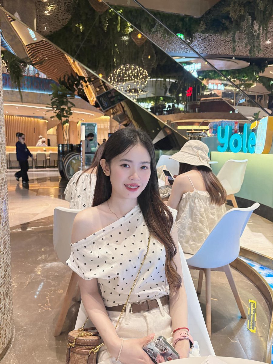 ClydeMuio2vu's tweet photo. ตอนแรกก็ไม่เชื่อ จนกระทั่งลองใช้เอง... ไอเทมลับที่บิวตี้บล็อกเกอร์เกาหลีโหวตให้เป็นอันดับ 1!" 💖 ครีมกันแดดเนื้อซูเฟล่ บางเบา คุมมันนาน 🌼🌼🌼

600/1 ฟรีห้อง

https://t.co/EWRGCFVPej

🌡️📌👹📌👹👹🌡️#รับงานขอนแก่น💚🤟🏻🌊🌽🎂🏖️
รับงานขอนแก่น
#ขอนแก่น https://t.co/JsHTXJTFfX