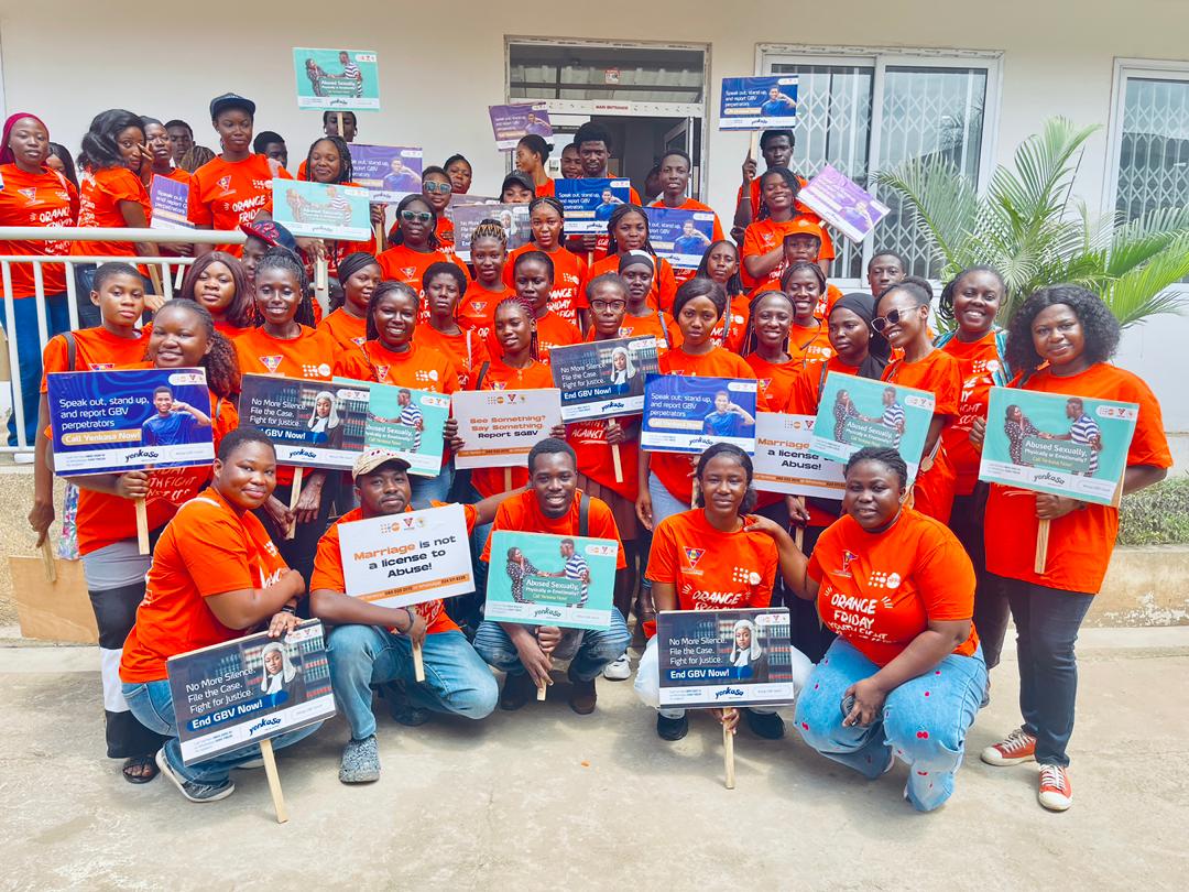 PPAGGhana's tweet photo. As part of Orange Friday celebration of the Oguaa Fetu Afahye, @YAMghana with support from @UNFPAGhana  took to the streets of Cape Coast to raise awareness on Gender Based-Violence encouraging all to look out for themselves and others.

#OrangeFriday #OguaaFetuAfahye #EndSGBV https://t.co/MWW3BzWkQb