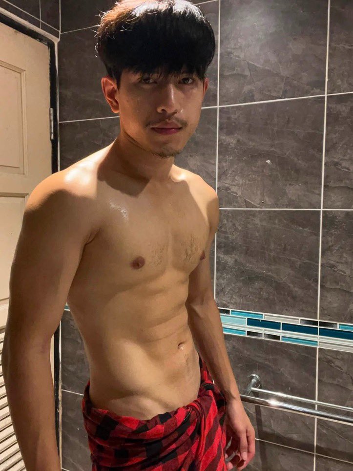 MoHumYAI's tweet photo. ในที่สุดก็ได้เห็น 
พล เอวหวาน https://t.co/Ii3A9PDbKU