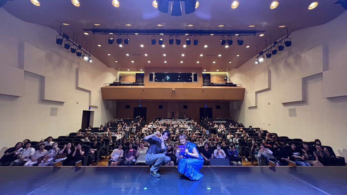 BS10_asia's tweet photo. 9/4(金)開催『女王の家』スペシャル上映＆トークイベント👑
MCは #まじゅ🍑韓国俳優 #キム・ヒョヌク をゲストに迎え、大盛況のイベントでした✨
お越しいただいた皆様、ありがとうございます😊
本編の放送は9/23(水)夕方5:00から📺

🔽番組詳細
https://t.co/BicudHfvSk
@xxx_xoxo10
#好き好き大好き https://t.co/lxvcDlm2oz