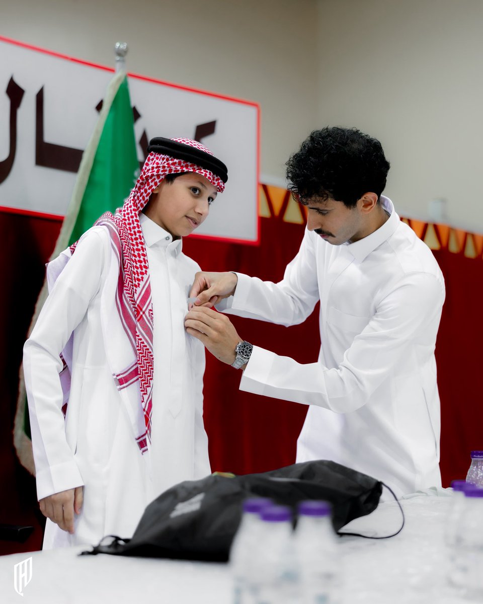 Alqadsiah's tweet photo. سفراء #القادسية نزرع حب النادي فيهم .. ويكبر معهم للأبد ❤️💛

#برنامج_الزيارات_المدرسية https://t.co/LIwxbPPwgA