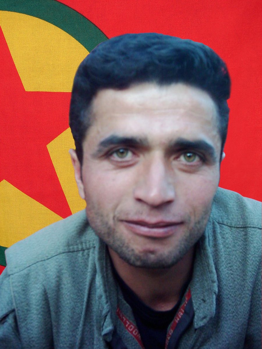 SehidRumetMed's tweet photo. Kod Adı : Zindan Amed
Adı Soyadı : Yasin Erdal
Doğum Yeri : Colemêrg
Anne – Baba Adı : Gülbahar - Nebi
Şehadet Tarihi ve Yeri : 4 Temmuz 2005 / Zagros https://t.co/On8Man8Pgc