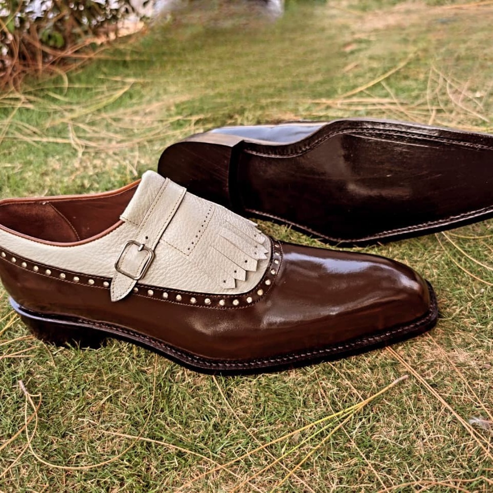 SharieGrabe9dn's tweet photo. Handmade two-tone kiltie monk strap loafers blend premium leather, a sleek square toe, and timeless elegance for gentlemen who value distinctive craftsmanship and modern style. https://t.co/AQxCTqf0AS