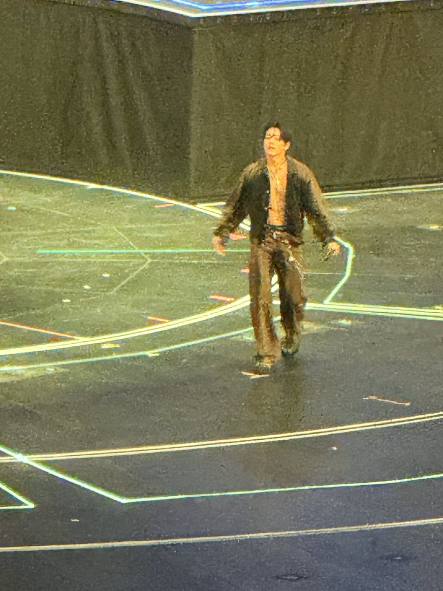 luvinjay0420's tweet photo. anyways here’s my view of naked jungkook from the 200s https://t.co/hm5DF2bUmt