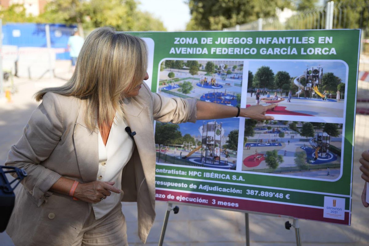 marifrangr's tweet photo. 🛝 Arranca la construcción del parque infantil inclusivo de la Avenida Federico García Lorca, que en tres meses dejará en el Distrito un área de  936 m² de juegos con torre de control, toboganes, circuito de equilibrio y columpios adaptados junto al Centro Deportivo Antonio Prieto y que será un gran punto de encuentro de esta zona de expansión de #Granada.
#GranadaMejora #GranadaParaVivir