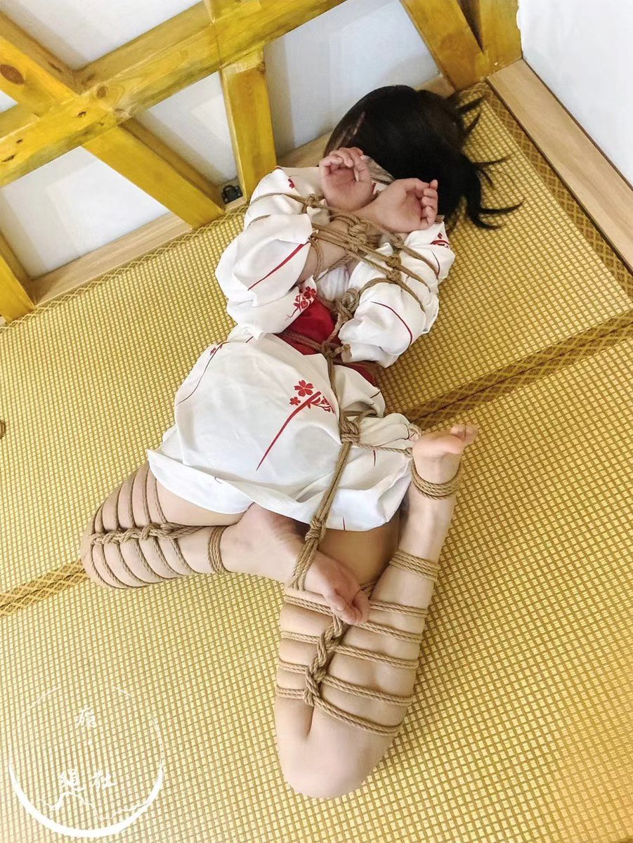 Niudashibari's tweet photo. 往期作品回归！
常州线下圈子交流加我进群！
#bdsm #常州线下 https://t.co/qBf6Zkr2I2