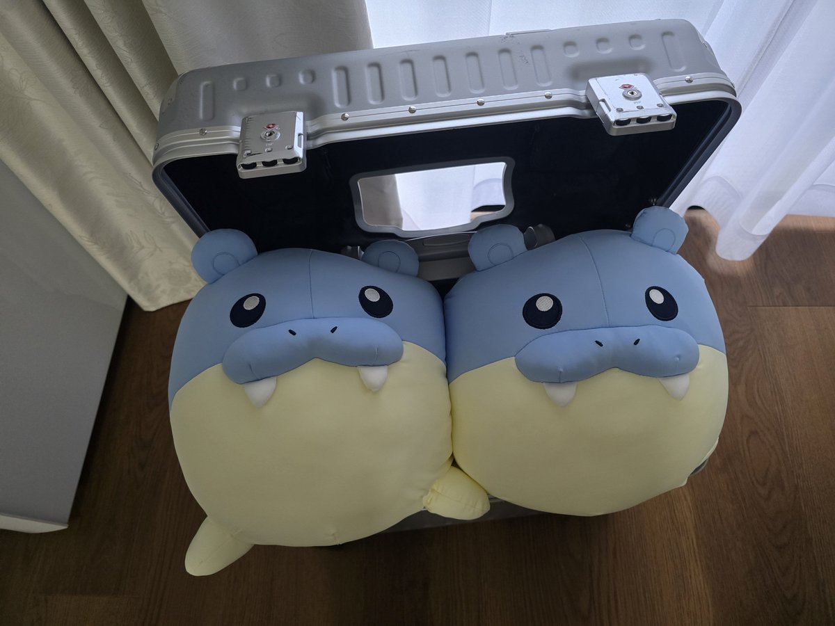 havesome_nya's tweet photo. 포케센 첫날 후기
이제 아무것도 못사...(물리) https://t.co/5ecu37QURu