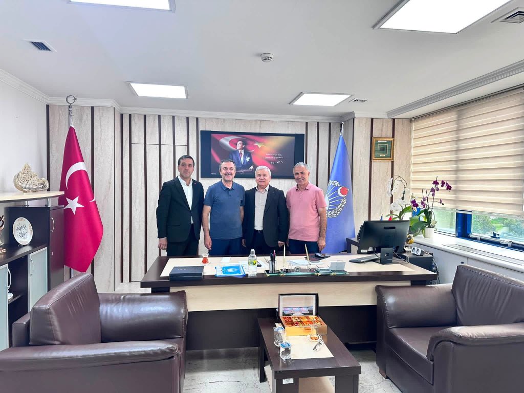 OnayciS's tweet photo. Zabıta haftası dolayısıyla Müdürlüğümüze gelen Altındağ İlçe Başkanlığı Sivil Toplum ve Halkla İlişkiler Başkanlığının nazik ziyaretlerinden dolayı kendilerine teşekkür ederiz.. https://t.co/41hpXwH0wu