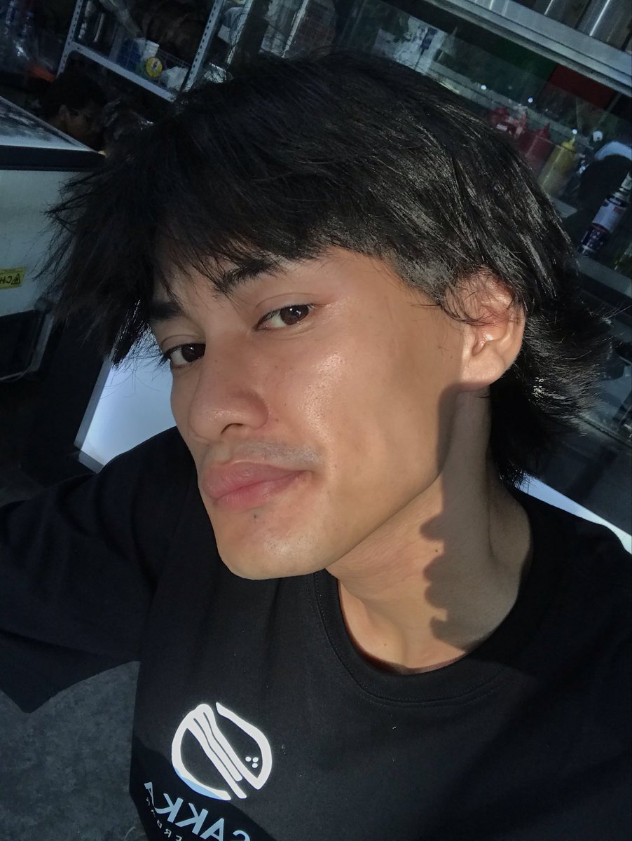 lsqq78287399's tweet photo. aku pulang jam 6 infoin cuddle pls #gaybali #gaydenpasar #bali https://t.co/jlRyHP2xkj
