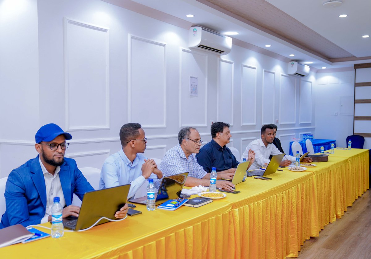 SERP_Somalia's tweet photo. A two-day Stakeholder Validation Meeting on Business Process Review (BPR), supported by @SERP_Somalia, concluded in Mogadishu. FGS and FMS budget execution entities validated Interim Report 3, reviewed process gaps,and agreed on proposed re-engineered processes. 
#Somalia #SERP https://t.co/v15RDmM2bX