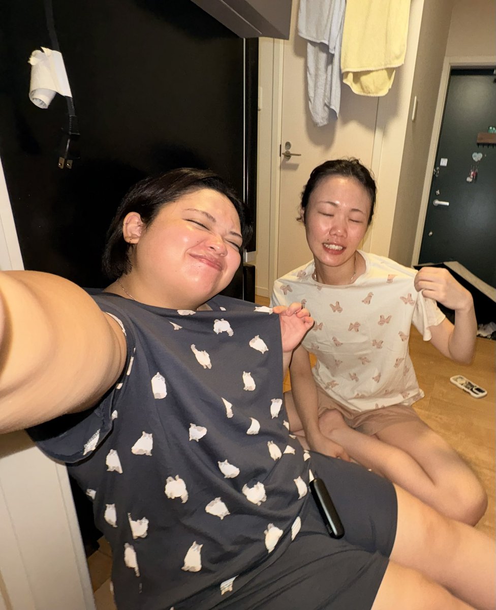 gokigen_mari's tweet photo. 付き合って2年になりました。💍
今までもこれからも、この子をずっと笑わせていくのは私です。
ｶｸﾞﾁｬﾝ、ｱｲｼﾃﾏｽ。

#同性カップル https://t.co/CevyD4teuH