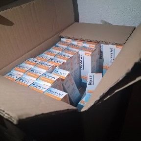 pusholder's tweet photo. Ahbap Derneği’nin, depremzedeler için temin ettiği ancak teslim etmediği yardımlar:

- Çadırlar
- Tekerlekli sandalye
- Elektrikli bisiklet
- Kırtasiye ürünü
- Çeşitli yardım malzemeleri https://t.co/aB6mp2TIaG