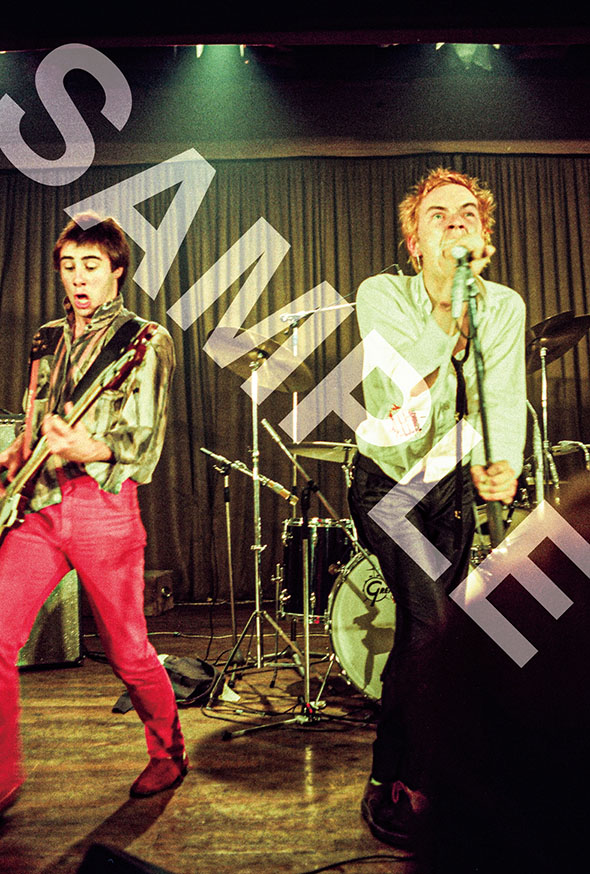albatros_music's tweet photo. 前売券販売決定！
特典は特製ポストカード！
やっぱ紙券でしょ！
※発売開始は9/11
＃セックス・ピストルズ ＃破壊の設計図 https://t.co/2c4QHsfuVw