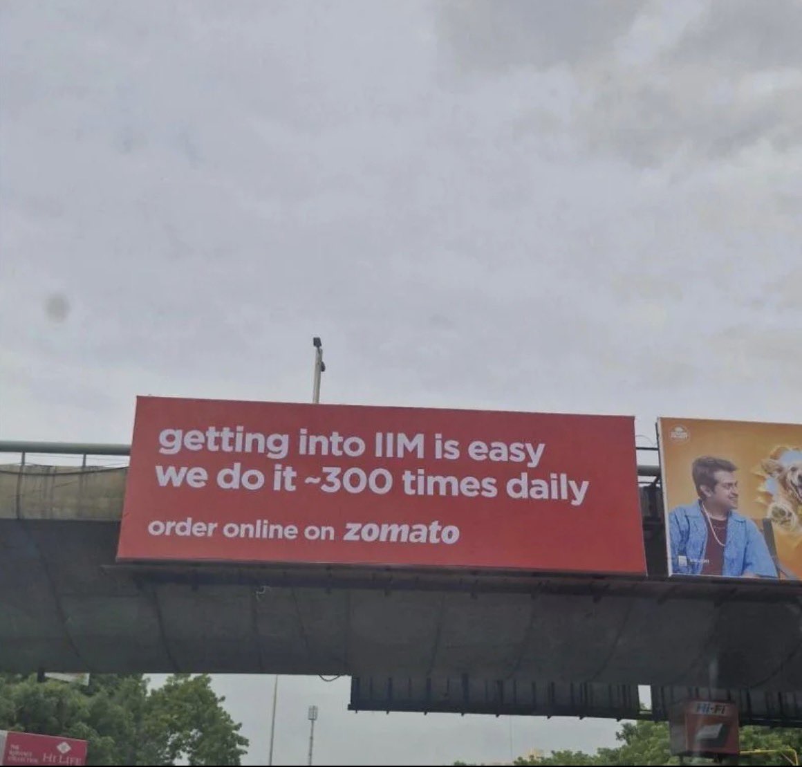 premwomp's tweet photo. why is nobody talking about this Zomato ad 😭 https://t.co/1MdZIVTp2C