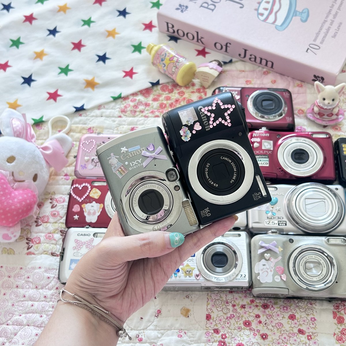 _ggoodgirll_'s tweet photo. รี+ปัก 🍀 ✨ลดเพิ่ม100บาททุกตัววว✨
 New dekdek ka⭐️ Drop todayy 19:30 naka ราคาน่ารักสุดสุด คัดมาจึ้งจึ้ง
🍥ราคาเริ่มต้นแค่หลักร้อย🤍

#กล้องดิจิตอลมือสอง #กล้องดิจิตอล #กล้องดิจิตอลเก่า https://t.co/mgTtyUGAyJ