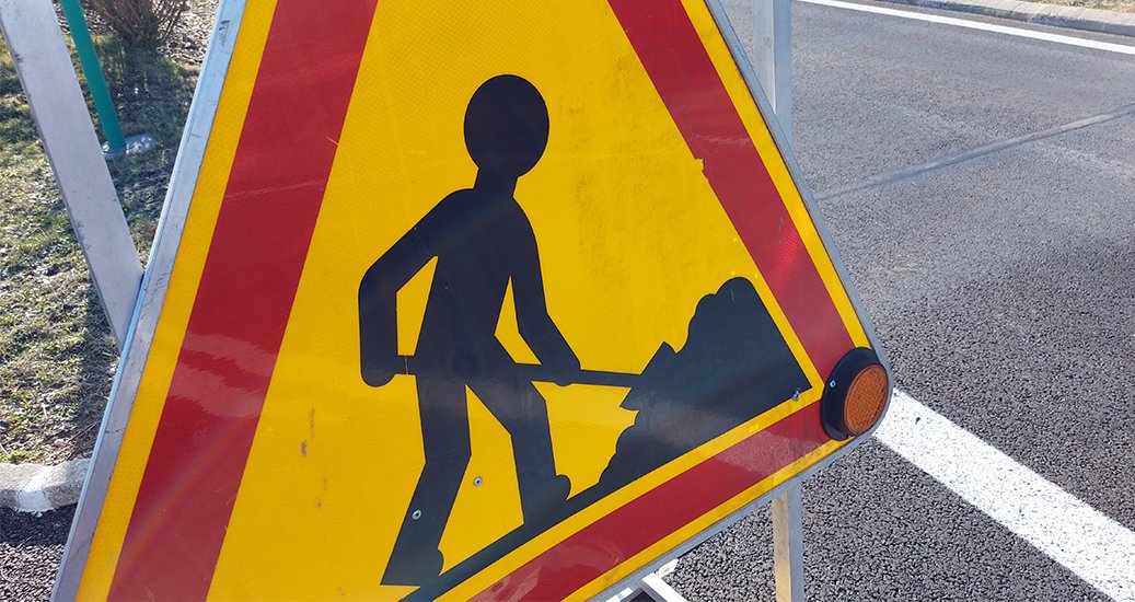 TML68_88's tweet photo. ⚠️INFO TRAVAUX N159
Circulation alternée 🟢/🔴 le 7 & 8 septembre de 8h à 17h pour des travaux de réfection d'étanchéité de chaussée sur la route d'accès au tunnel, côté Vosges & côté Haut-Rhin
➡️ Merci de votre vigilance
✅ Le tunnel RESTE OUVERT : #TMLisOPEN https://t.co/MlGpWltJaf