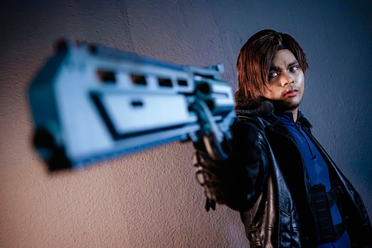 eurezky's tweet photo. 📷by @adieirfan49 

#REBHFun #ResidentEvilㅤ #ResidentEvilRequiem #LeonSKennedy #LeonKennedy https://t.co/E0QYqkApgZ