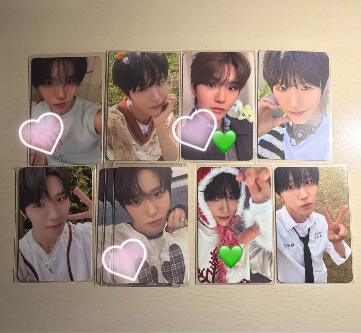 2O_39_'s tweet photo. @wonwoo_nhak 検索からありがとうございます。
斜線を引いているトレカは他にお譲り先が決まってしまったのですが、他のトレカは交換可能になります。
WICHUトレカ以外異種になってしまうのですが、一枚目のスタンプが付いているトレカとの交換は可能でしょうかか？ https://t.co/zkRAtja4Jn