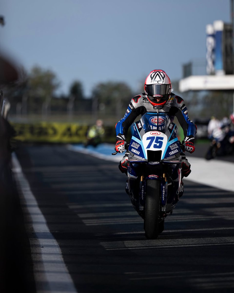 TheAgencySports's tweet photo. GREAT P2 FOR ALBERT ARENAS IN FRANCE! 🏆🇫🇷 After a Race 1 crash and a hand injury, clear X-rays let him race again—and Albert delivered an heroic 2nd place in Race 2! Pure grit, @AlbertArenas75 ! 🚀✨
#TheAgencyTeam #AlbertArenas #WorldSSP #FrenchRound https://t.co/sT0YG1IjRc