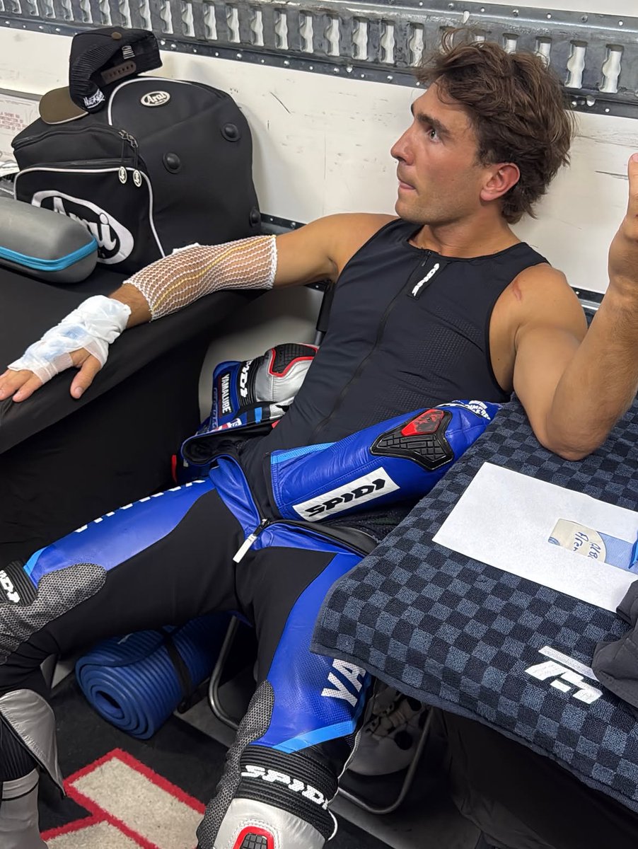 TheAgencySports's tweet photo. GREAT P2 FOR ALBERT ARENAS IN FRANCE! 🏆🇫🇷 After a Race 1 crash and a hand injury, clear X-rays let him race again—and Albert delivered an heroic 2nd place in Race 2! Pure grit, @AlbertArenas75 ! 🚀✨
#TheAgencyTeam #AlbertArenas #WorldSSP #FrenchRound https://t.co/sT0YG1IjRc