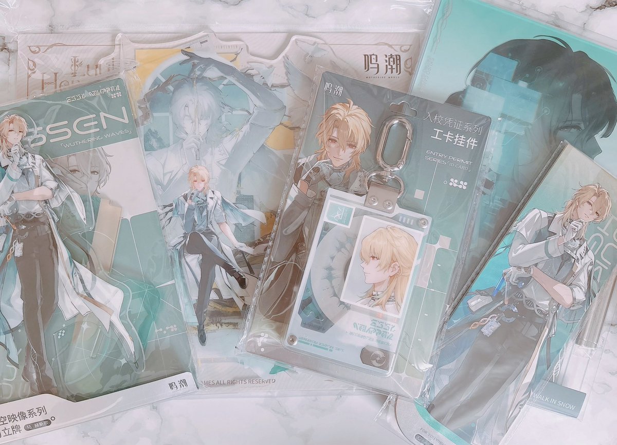 403_risui's tweet photo. リューク先生のグッズ！淘宝で追加で頼んだ分 良すぎるな〜🧬🫶 https://t.co/2ZWz0vj9Ua