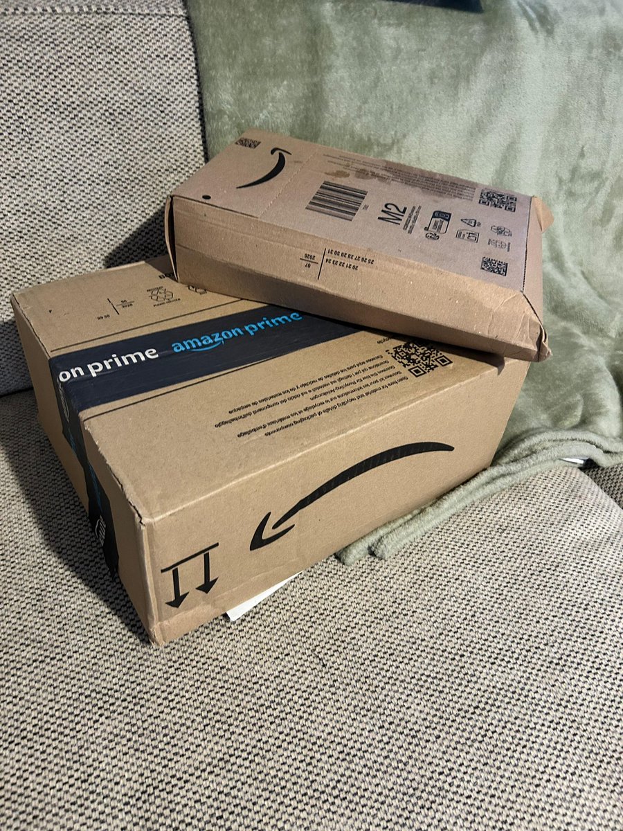 alexisxgoddess's tweet photo. Guten Morgen findom. 💸
Es wurden wieder brav Sachen von meiner Amazon wishlist übernommen. 🤭
Wer will der nächste sein, der süchtig nach mir wird? ❤️‍🔥

#findom #paypig #Geldherrin #humanatm #walletdrain #Zahlsklave #Zahlsklave #Kontofick https://t.co/A7DFcn1qZc