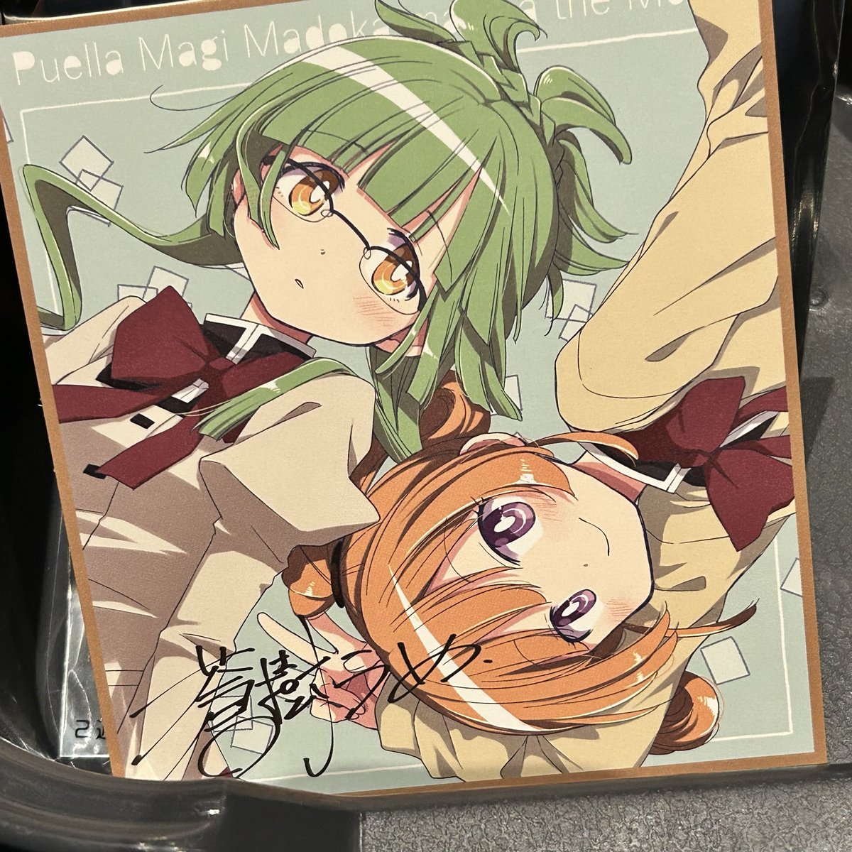 ___cider's tweet photo. 【交換】まどマギ ワルプルギスの廻天 特典 ミニ色紙風カード 特典色紙 入場特典

譲）紫丁香 &amp; セルマ

求）ほむら、杏子

郵送での交換 
こちらで送料負担します
お気軽にお声掛けください https://t.co/Yw8a2t6tN3