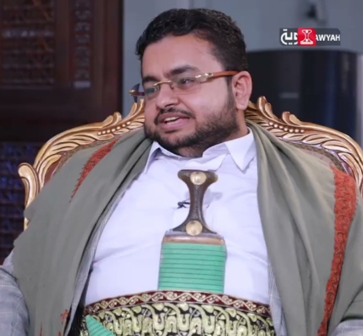 alsaydy2027's tweet photo. الى ابطال الشرعيه :
إذا دخلنا صنعاء قريب بإذن الله انا من نصيبي هذا الثور جحر الديك عامر خلوني احقق معه انا وابرد قلوبكم فيه 

والله مافي الا بالجزمه يازنبيل @Nasr_Amer1 https://t.co/5SuztbdMAR
