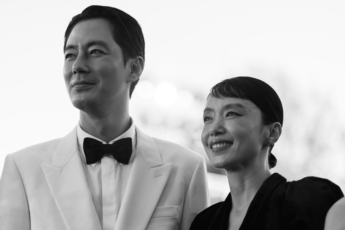 loverdramas's tweet photo. 최정상에서 다시 만나기까지 걸린 시간 24년 . . https://t.co/TjjmJpzWgn