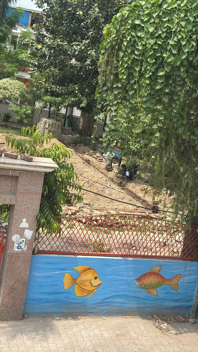 team_inc_ward5's tweet photo. If making shed in park ( parlad colony)panipat grass &amp; trees are not growing. In winter public not able take sunlight. May @ulbharyana @dc_panipat @DiprHaryana @moefcc @EnvironmentPib @Haryana_spcb @hryhelpdesk @cmohry @ForestHaryana 
 take strict necassary action https://t.co/Tw6hwZye2P