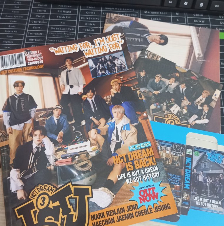syaaa2314's tweet photo. Giveaway Nct dream perpanjang kontrak 

Pemenang 3 orang 
1 Album nct dream istj only 
2  PC Renjun untuk 2 orang

Follow + like + RT 
Kalo udah komen DONE 
༘˚⋆𐙚｡⋆𖦹.✧˚

End 1 Oktober 2026

Maaf telat banget baru bisaa sekarang :( 

Bantu ramein yaa guys 🤍🫰🏻 https://t.co/sTjlqCwaQY