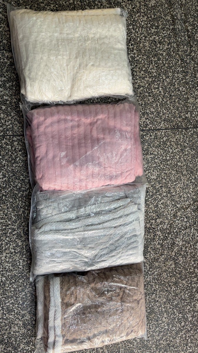 Cici_akanke's tweet photo. Blankets and waterproof mattress protector ready for deliveries.

Yaba
Ikota
Ayobo 
Onipanu 
Ibeju lekki https://t.co/75xoU6TiV3