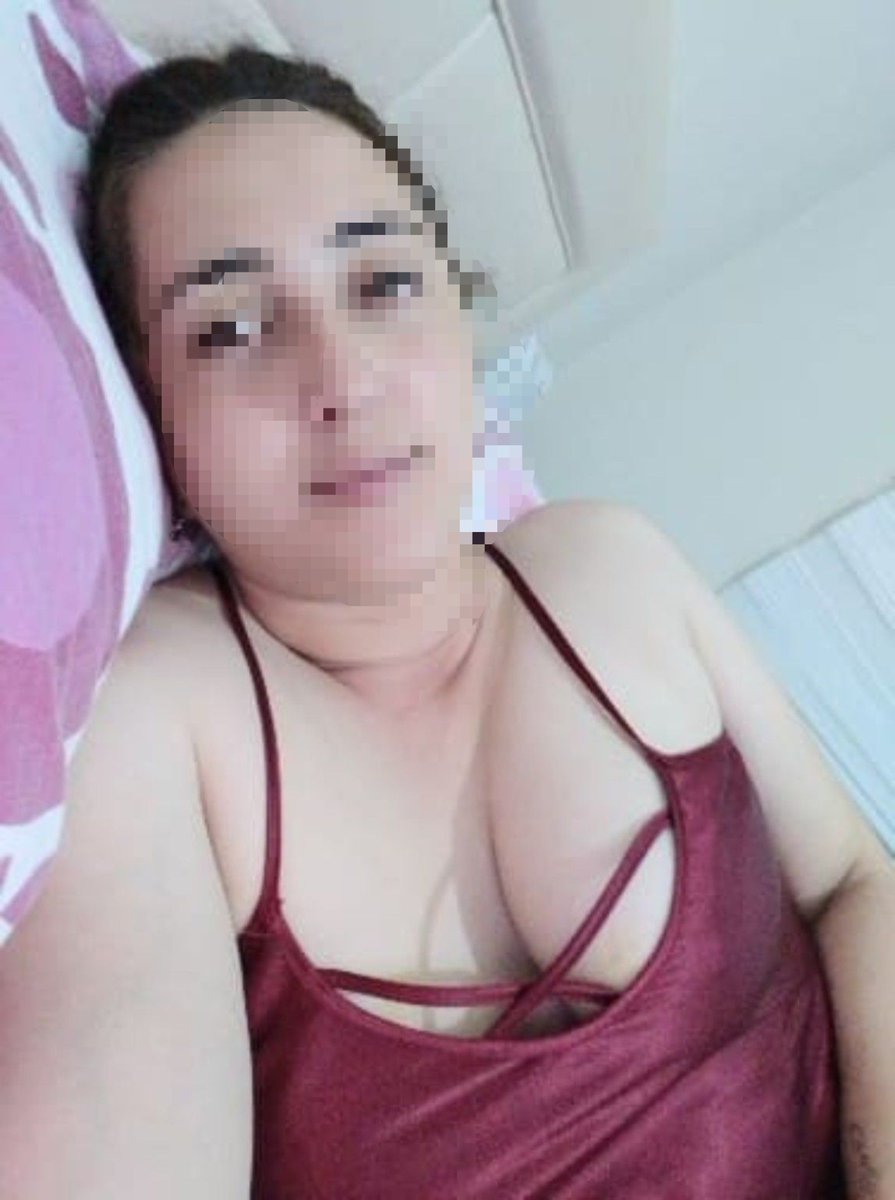 Turk4ifsa44's tweet photo. Ensest takipçim olgun dul ablasının telefonundan bulmuş  
Bol yorum istiyor 
Ensest 
Gavat https://t.co/q0WHp8SHpq