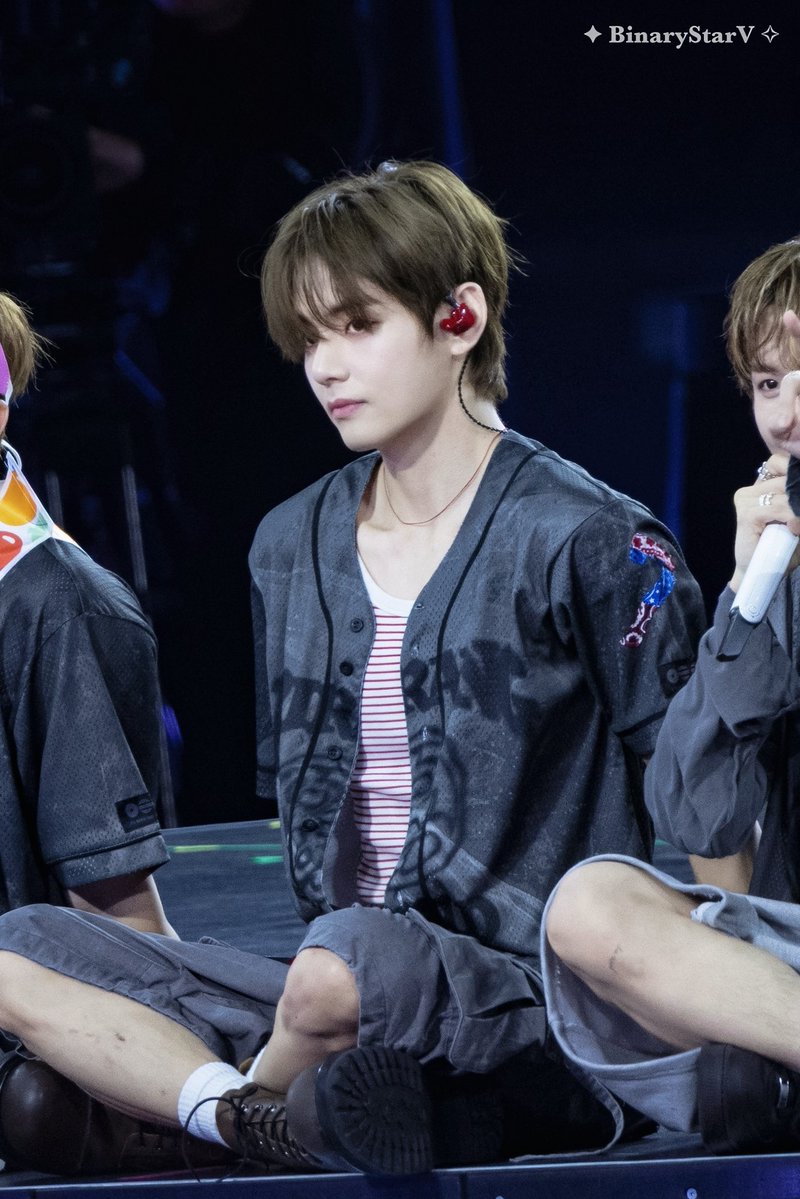 BinaryStar_V's tweet photo. HD· 260906 Los Angeles 
D4
#김태형 #태태 #テテ #뷔 #BTS #방탄소년단 
#BTS_WORLDTOUR_ARIRANG 
#BTS_WORLDTOUR_LOSANGELES https://t.co/r22UHYsVhB