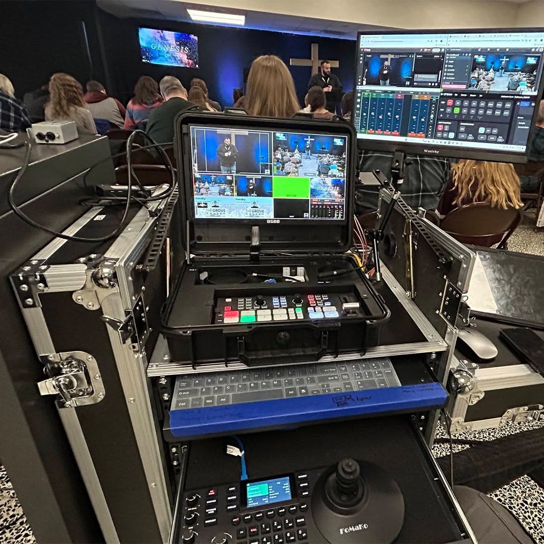 osee_tech's tweet photo. 👉Multi-camera video switcher for your church streaming setup
#OseeGoStreamDuetKit
📸by @VBV.Entertainment
.
.
#OseeTech #OseeGoStream #OseeGoStreamDuetKit #GoStreamDuetKit #livestream #livestreamingnow #livestreaming #videocreator #youtuber #contentcreator #multicamera https://t.co/wC9fwCdHLk