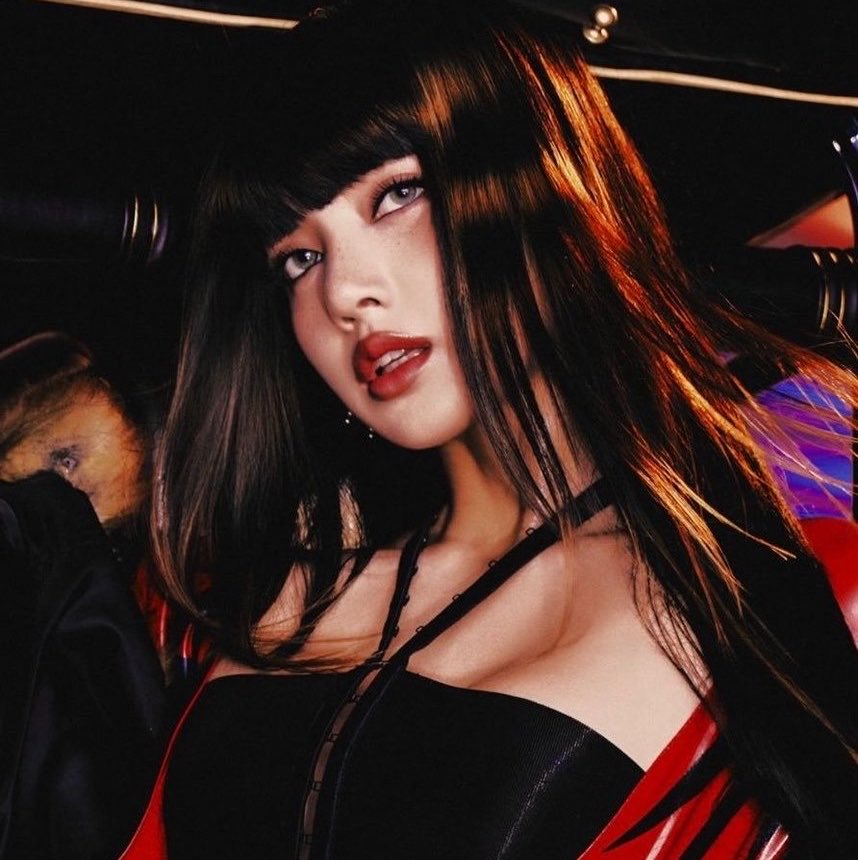 WORLDMUSICAWARD's tweet photo. #LISA's “SaWaDiKa” has reached a new peak of #69 (+21) on the Top 100 Global Apple Music chart! 💪👸🙏🛺🇹🇭🆕📈6⃣9⃣🌎🔝💯🍎🎼👑❤️‍🔥

#SaWaDiKa #LISA_SaWaDiKa
@wearelloud https://t.co/TA4cUPjcmw