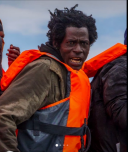 SamSam61460's tweet photo. We dont want to look like you,
We dont want to be like you,
We dont want to eat like you,
We dont want to live with you,

We dont want you here , you are not welcome. https://t.co/oHPBzIWxpR