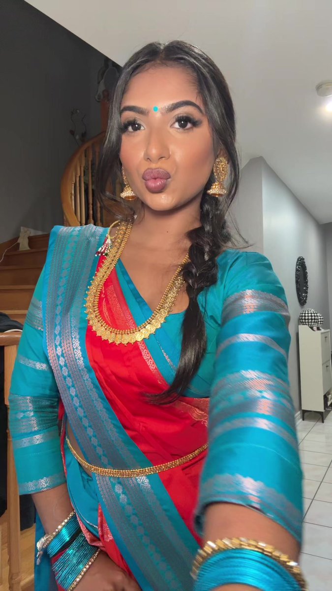 timoben43323's tweet photo. Does anyone know and like her? 🥵 I love her so much and masturbate thinking about her 🥵 (And I also imagine her vomiting, SO HOT) https://t.co/m0ewsenBwc
