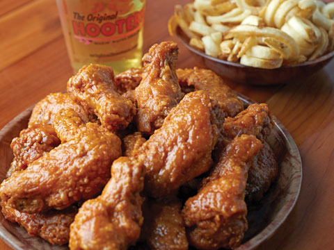 eVisitorGuide's tweet photo. The place for wings, burgers, shrimp & an awesome beer selection is @originalhooters - located in Chicago's River North. Relax w/friends or catch the games + great #HappyHour! https://t.co/zylOMmWdel
@Hooters #Chicago #travel #sightseeing #lunch #bars #nightlife https://t.co/vT5nvzvf2O