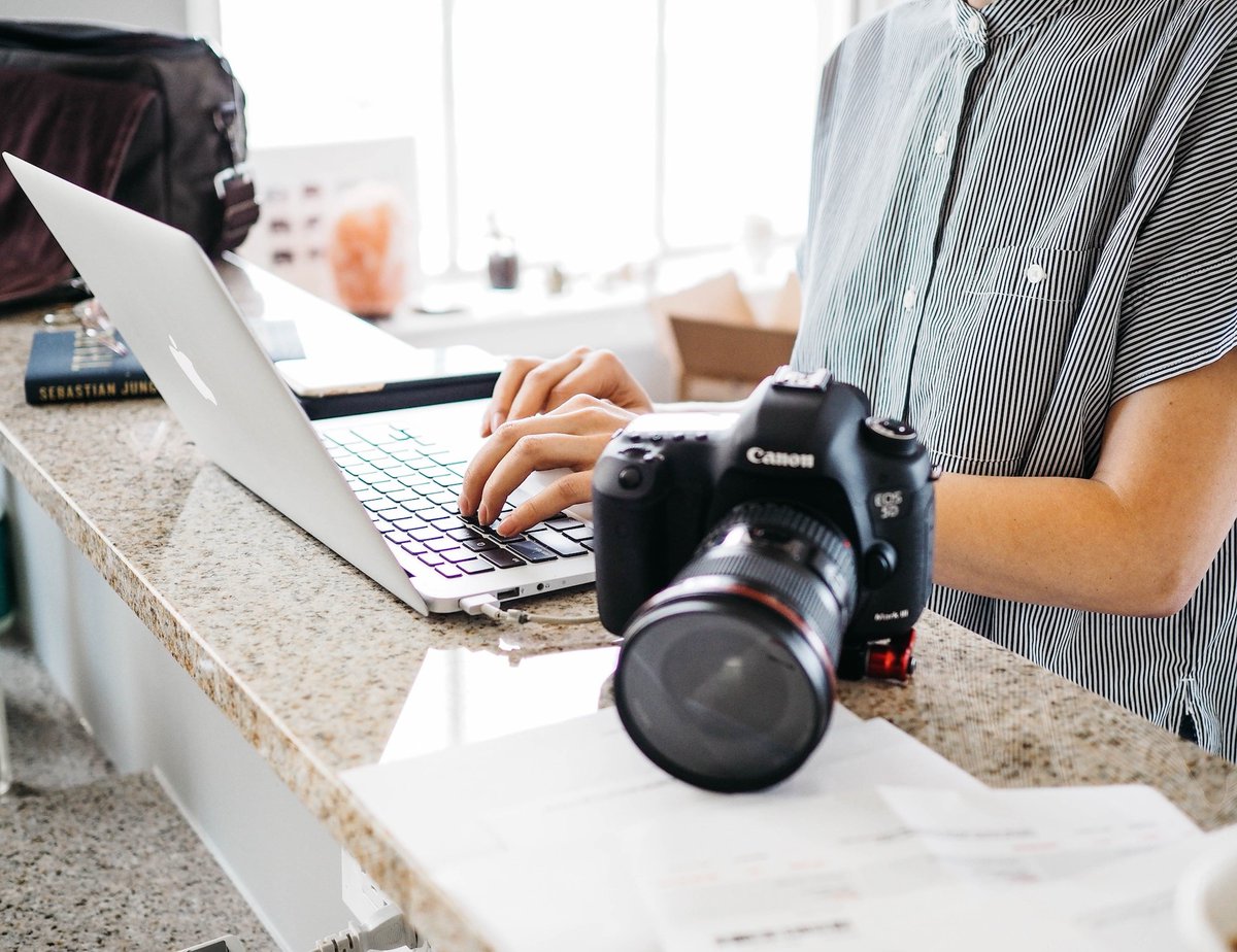 ZorzStudios's tweet photo. 📰 Today's top stories, personally curated for you by Zorz Studios: https://t.co/rBl7GaVelW

- How to scale a #PhotographyBusiness: key #concepts to consider;
- Delete someone from a #GroupPhoto without ever opening #Photoshop, and more

 #ZoracleDaily #newspaper https://t.co/5ykQITulpy