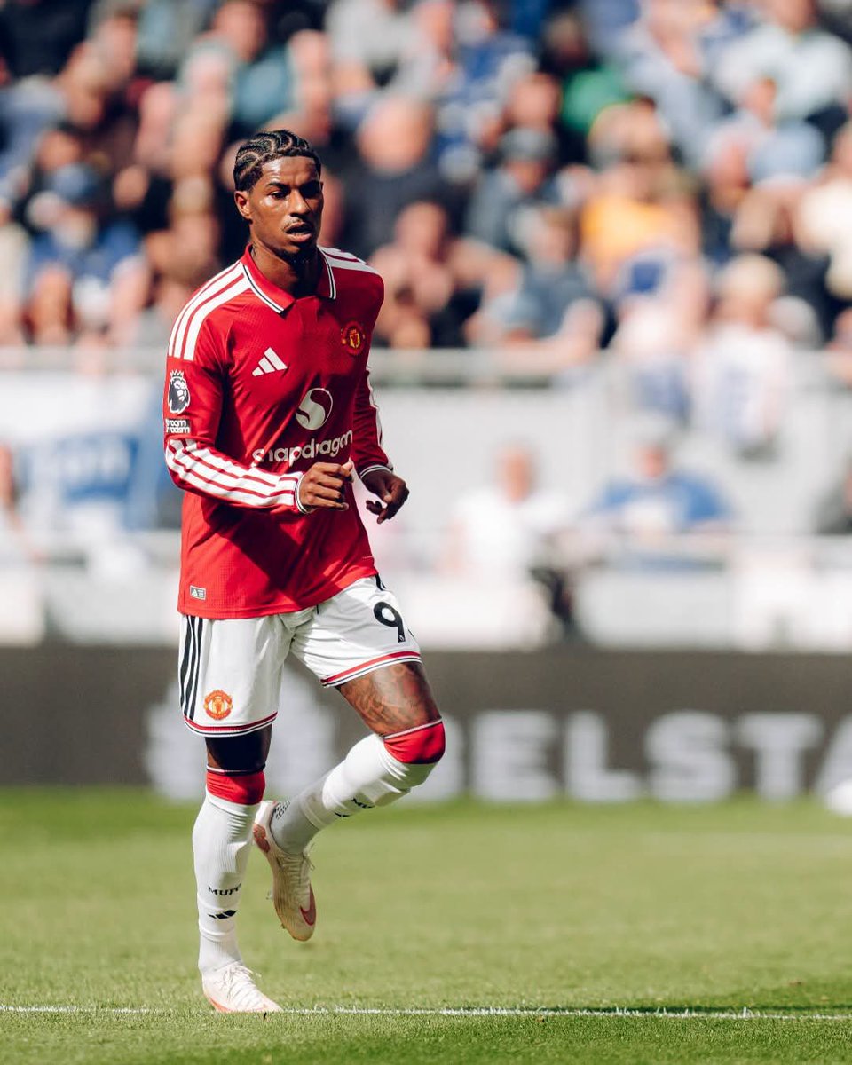 ManUtd_ID's tweet photo. ⚡️ 𝗠𝗥𝟵 👏 https://t.co/moLqPcSLpb