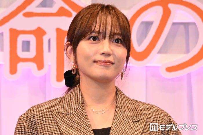 modelpress's tweet photo. 川口春奈、結婚＆妊娠発表後初の公の場
https://t.co/wOjCM4ANej

主演映画初お披露目に「お客様にこの作品が届くことがすごく嬉しいです」

「ママがもうこの世界にいなくても　私の命の日記」お披露目試写会🎞️

#ママせか @mamaseka_movie https://t.co/QTG0NY5fsR