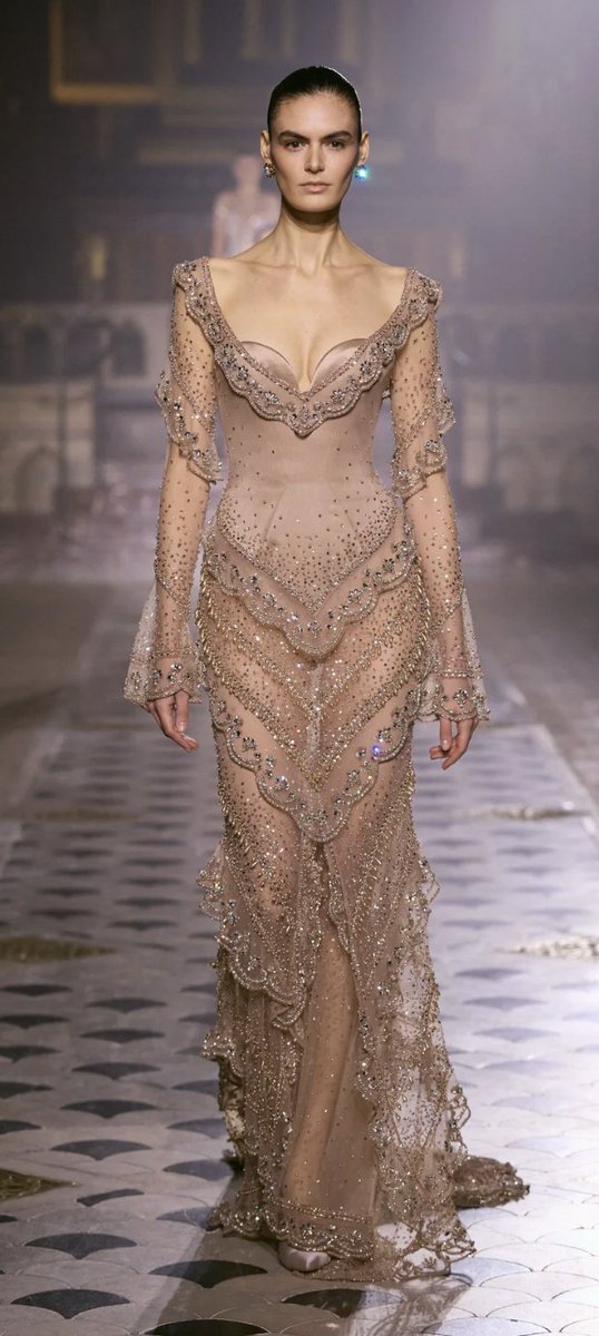 rosev1207's tweet photo. Georges Hobeika: Spring/Summer 2026 https://t.co/Kyhhx8pUMf