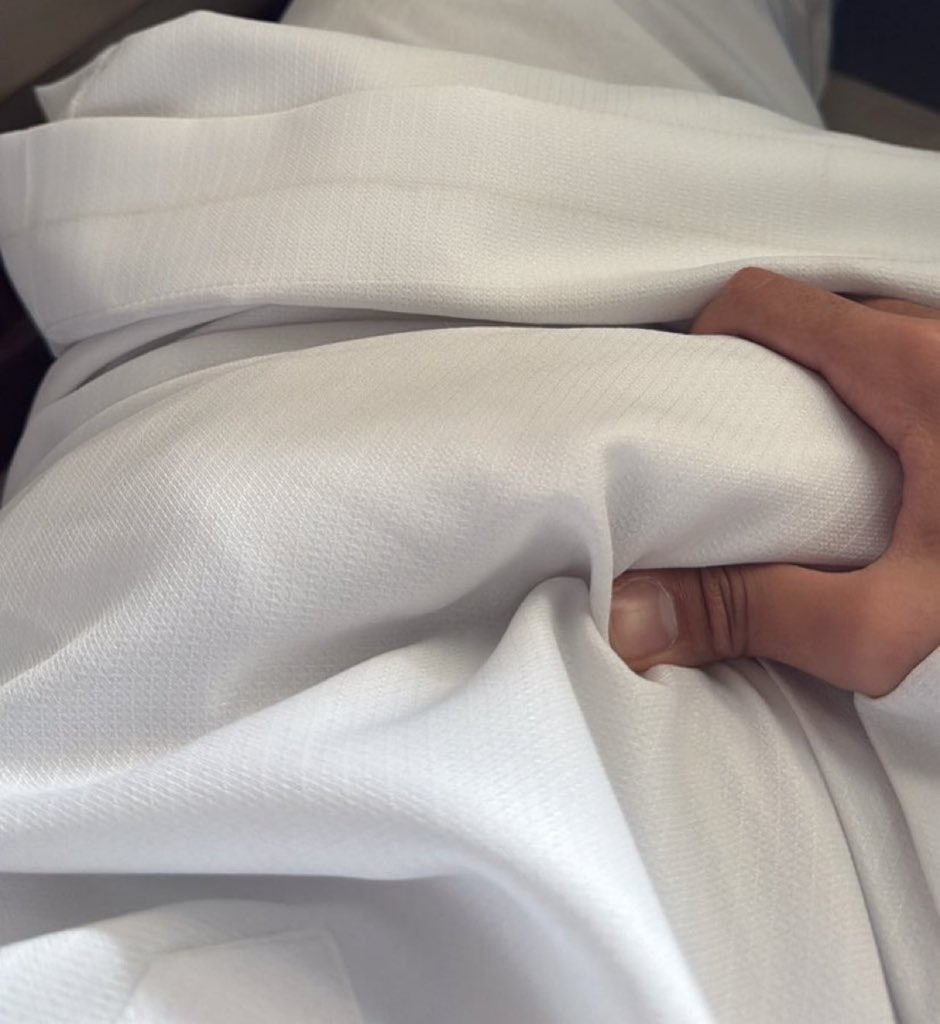 Rvb9ekk's tweet photo. من حائـــل ؟؟؟؟؟ تمصينه
ولك 500 https://t.co/TSY0NeWLuf