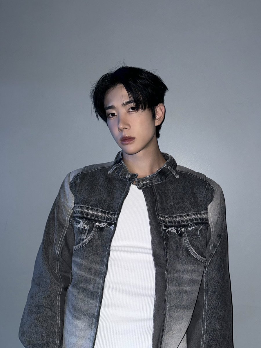 onepact_'s tweet photo. [💙_ #종우]

바이바이 LA

#ONEPACT #원팩트
#JONGWOO #종우 https://t.co/xNRPjPWc9p