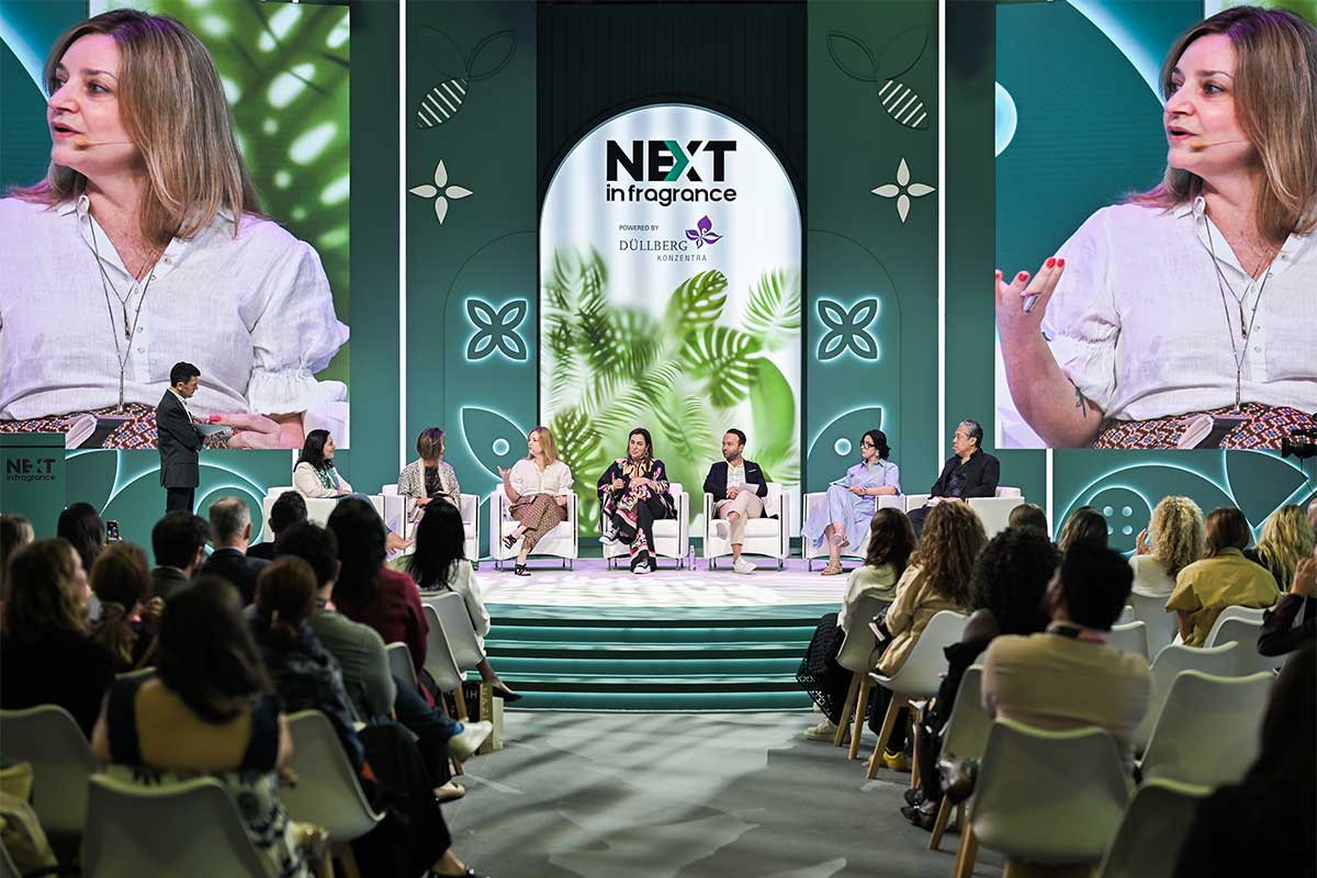 ParfumPlusMag's tweet photo. Beautyworld Dubai 2026: The Global Beauty Industry Converges in Dubai
Read More Here: https://t.co/R3FjH4TWZf
#ParfumPlus #BeautyworldDubai #Dubai #LuxuryFragrance #NichePerfume #PerfumeMagazine #ScentOfTheDay #FragranceInUAE #OlfactoryJourney #MiddleEastFragrances https://t.co/9GuBygnS8P